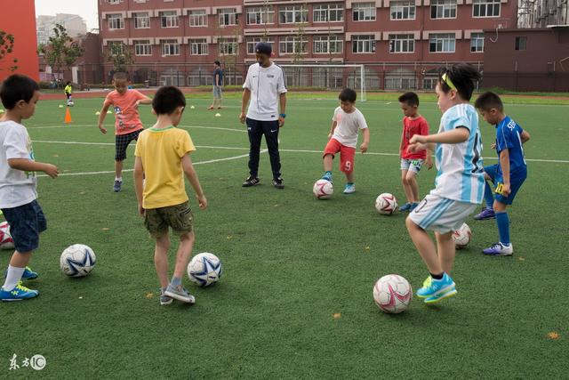 中国男篮仍有机会拿奥运门票 目前日本最占优